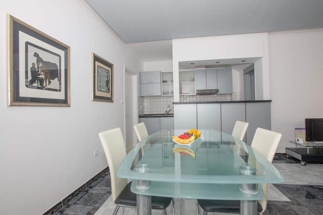 Apartments Marcela Makarska Exterior foto